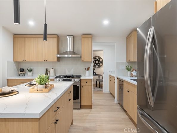 20110 Flallon, Lakewood CA 90715