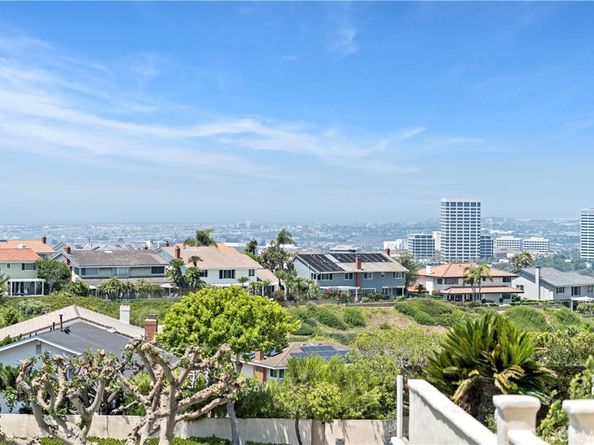 24 Narbonne, Newport Beach CA 92660