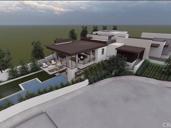 24 Narbonne, Newport Beach CA 92660