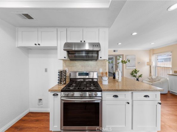 16 Las Piedras, Rancho Santa Margarita CA 92688