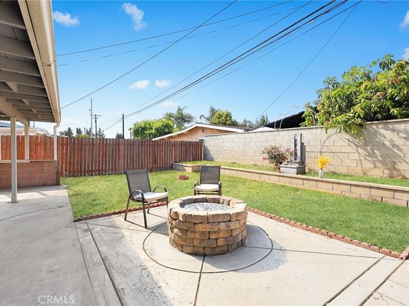 739 E Haltern St, Azusa CA 91702