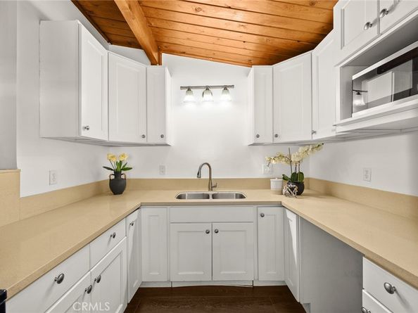 739 E Haltern St, Azusa CA 91702