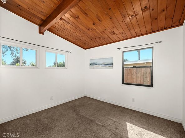 739 E Haltern St, Azusa CA 91702