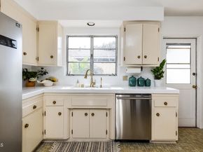 1/4 Casitas Avenue, Altadena CA 91001