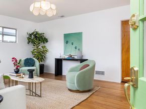 1/4 Casitas Avenue, Altadena CA 91001