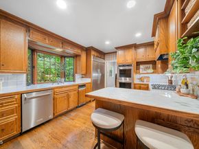 951 Laguna Road, Pasadena CA 91105