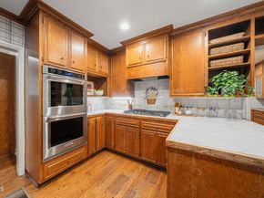 951 Laguna Road, Pasadena CA 91105