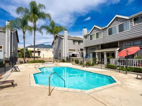 1218 S Mayflower B, Monrovia CA 91016