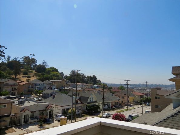 490 Solano Avenue, Los Angeles CA 90012