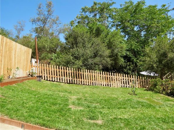 490 Solano Avenue, Los Angeles CA 90012