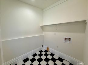 490 Solano Avenue, Los Angeles CA 90012