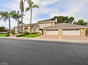 4 Huntington Court, Newport Beach CA 92660