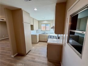 648 Flora, Oceanside CA 92057