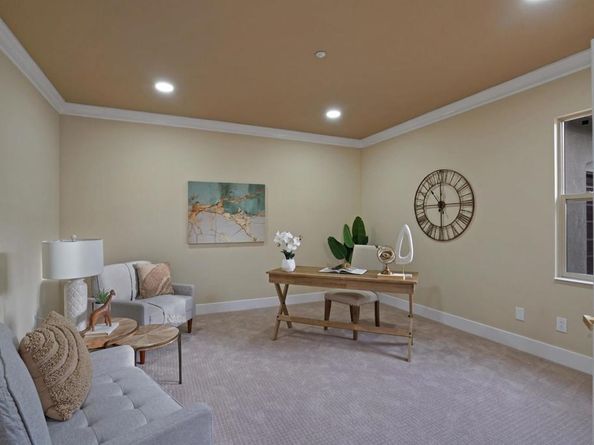 3017 Rue Montreux, Escondido CA 92026