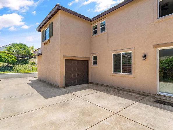 1049 Boulder, Oceanside CA 92057