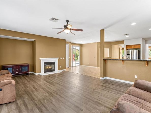 1049 Boulder, Oceanside CA 92057
