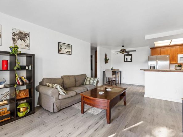 432 Edgehill Lane 83, Oceanside CA 92054