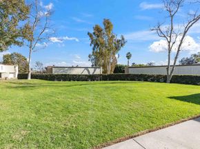 432 Edgehill Lane 83, Oceanside CA 92054