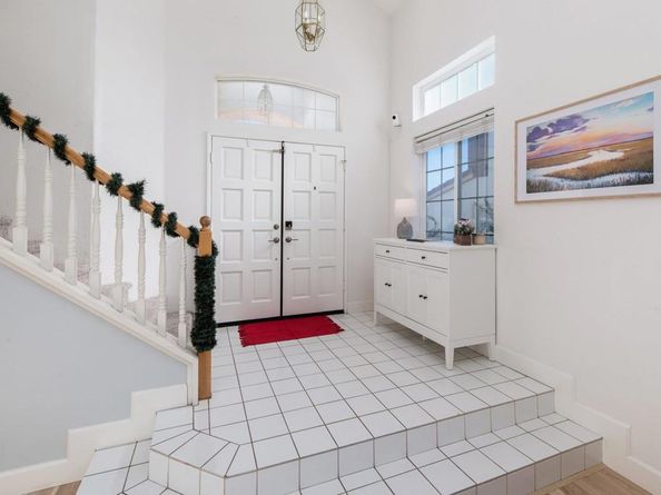 2466 Bear Rock Gln, Escondido CA 92026