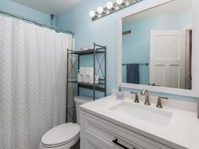 2466 Bear Rock Gln, Escondido CA 92026