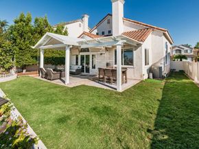 2466 Bear Rock Gln, Escondido CA 92026