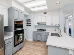 2466 Bear Rock Gln, Escondido CA 92026