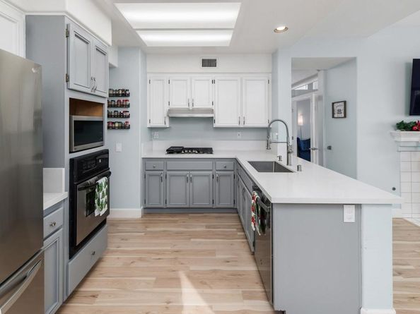 2466 Bear Rock Gln, Escondido CA 92026