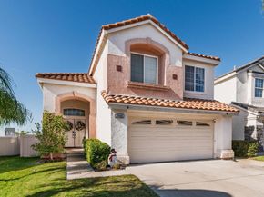 2466 Bear Rock Gln, Escondido CA 92026