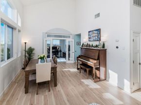 2466 Bear Rock Gln, Escondido CA 92026