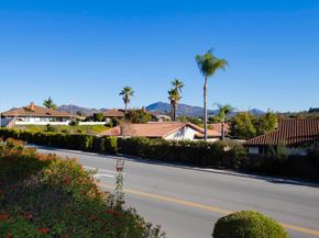 12615 Senda Acantilada, San Diego CA 92128