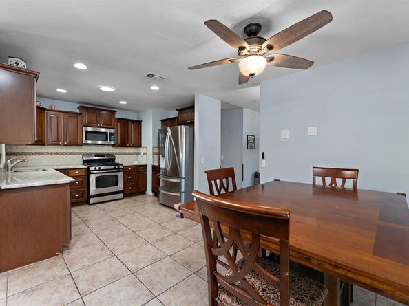 2546 S Sultana Avenue, Ontario CA 91761