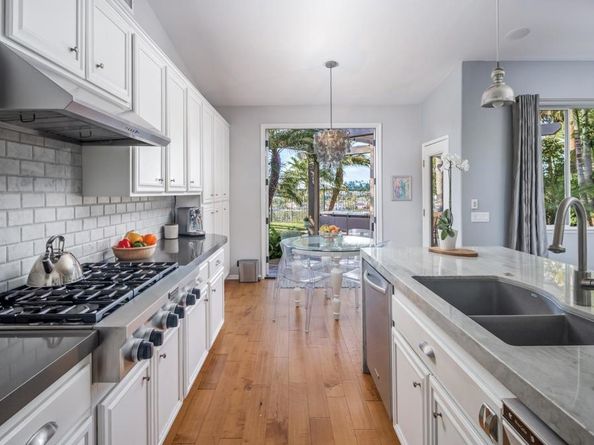 3428 Camino Corte, Carlsbad CA 92009