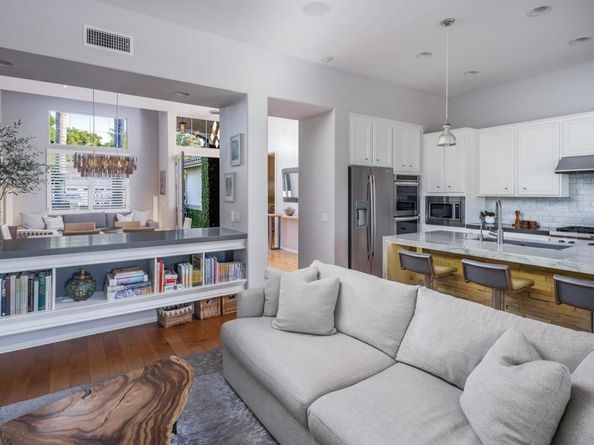 3428 Camino Corte, Carlsbad CA 92009