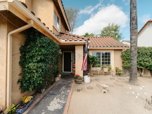 1715 Las Palmas Lane, Escondido CA 92026