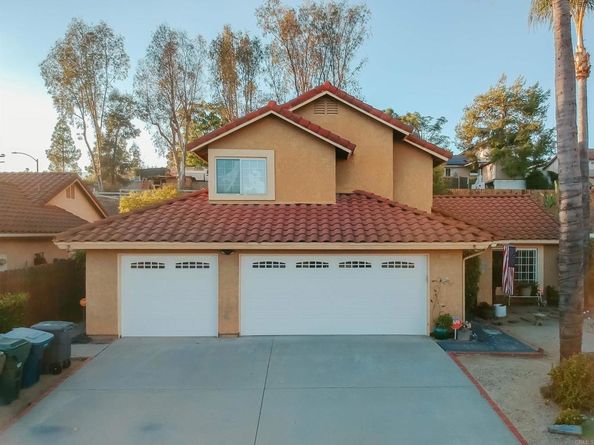 1715 Las Palmas Lane, Escondido CA 92026