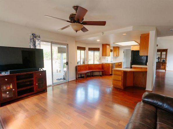 1715 Las Palmas Lane, Escondido CA 92026
