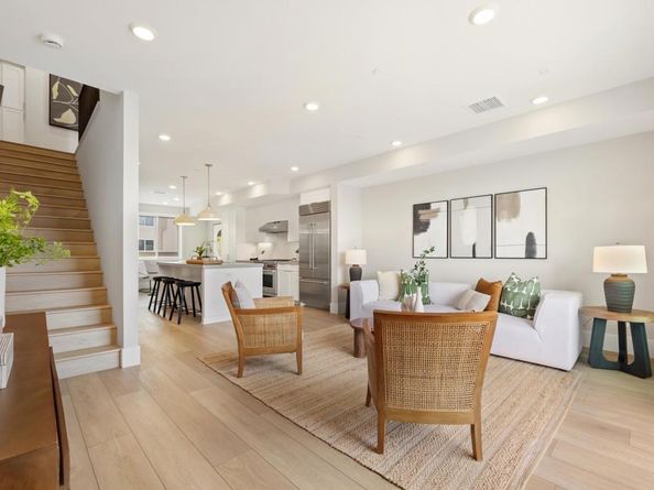 324 Chinquapin Avenue, Carlsbad CA 92008