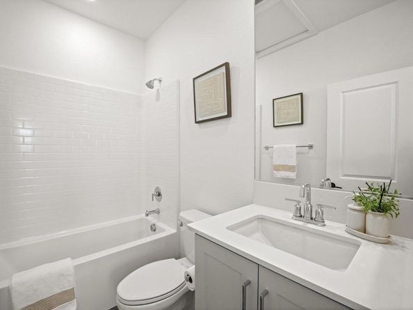 1229 Sunrise 104, San Marcos CA 92078