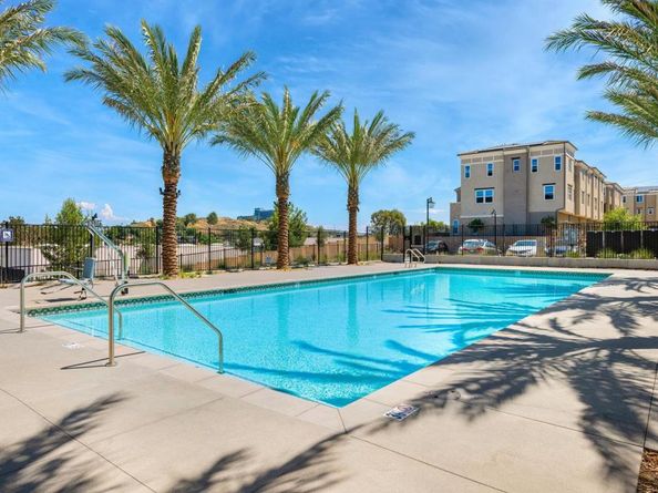 1229 Sunrise 104, San Marcos CA 92078