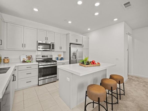 1229 Sunrise 104, San Marcos CA 92078