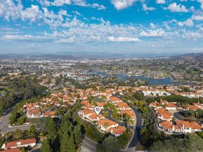 1349 Via Firenze, San Marcos CA 92078