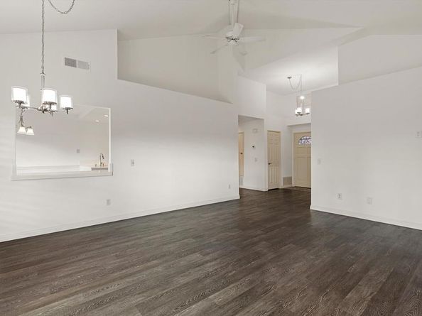 1349 Via Firenze, San Marcos CA 92078