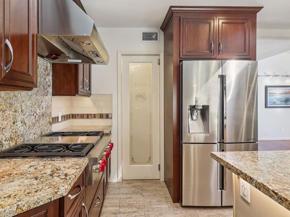 1177 Avenida Amantea, La Jolla CA 92037