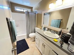 2582 Del Mar Heights Road 17, Del Mar CA 92014