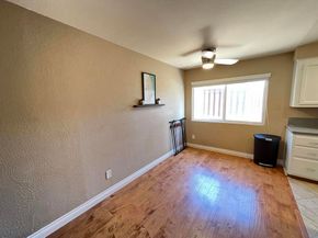 2582 Del Mar Heights Road 17, Del Mar CA 92014