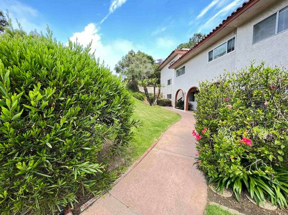 2582 Del Mar Heights Road 17, Del Mar CA 92014