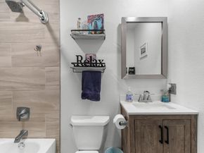 128 Frontier Ln, Oceanside CA 92054