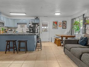 128 Frontier Ln, Oceanside CA 92054