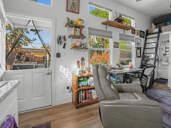 128 Frontier Ln, Oceanside CA 92054