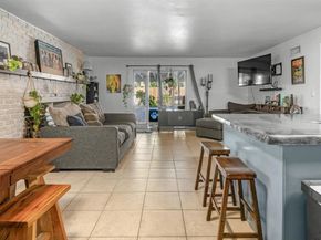 128 Frontier Ln, Oceanside CA 92054